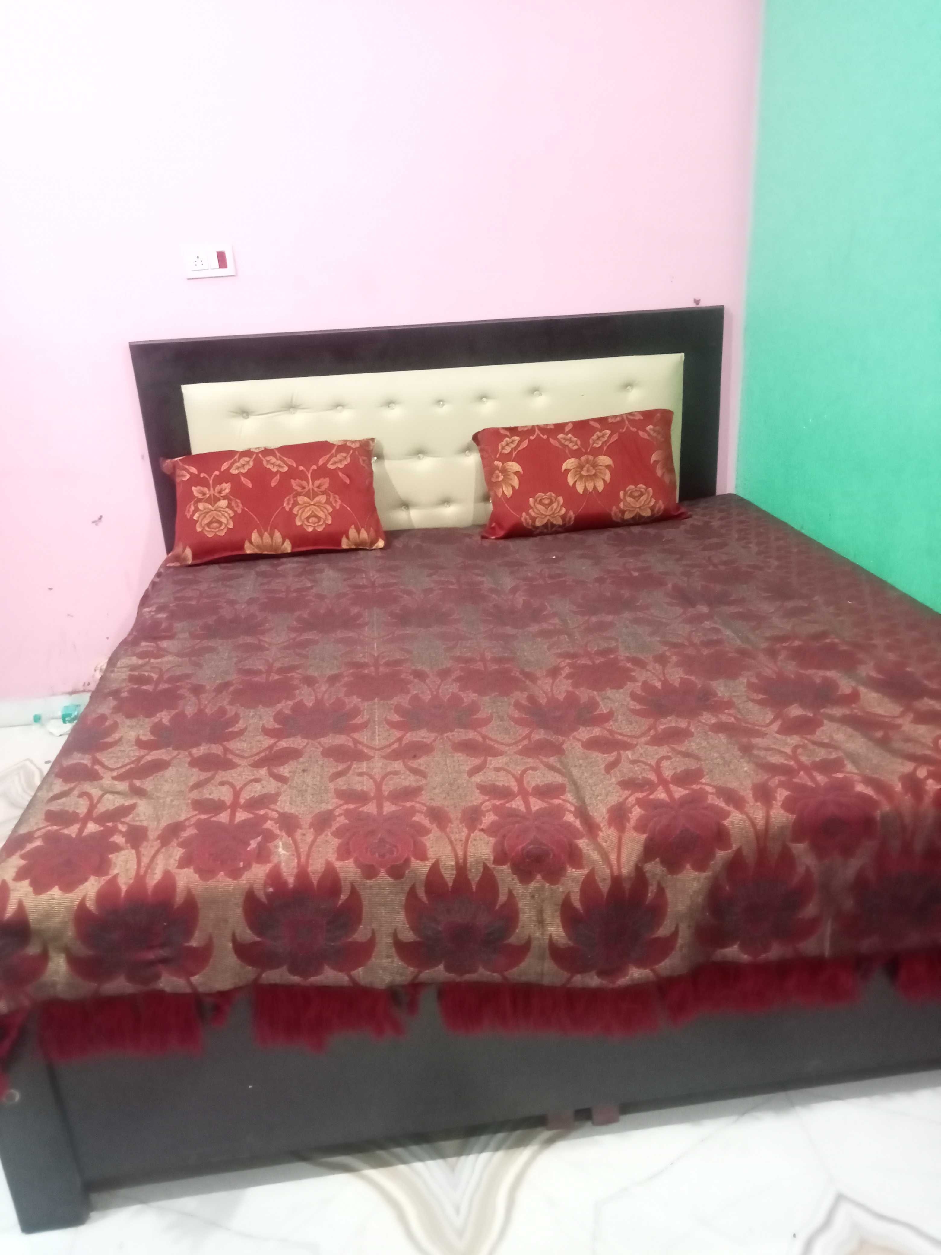 Hotel O Super Galaxy - Tap to explore photos