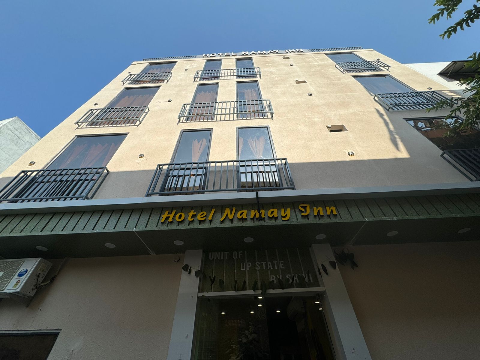 Namay Inn By T And M Hotels - Tap to explore photos