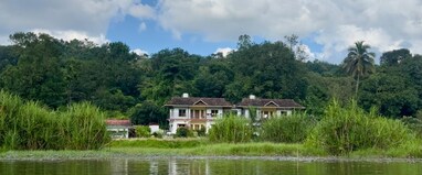 Karlad Lake Palace Waterfront Resort by stayRAa