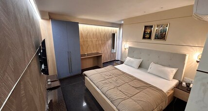 Hotel Mangal Shree Room Type - Deluxe Double Bed