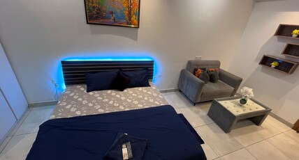 Dream stays Room Type - Bedroom