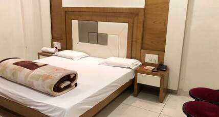 Ankur Inn Room Type - Deluxe Room