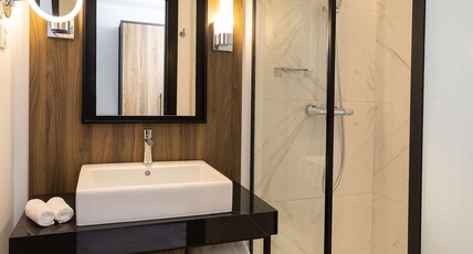 Radisson Hotel Tunis, City Center Room Type - Standard Room Radisson Hotel Tunis, City Center Room Type - Standard Room