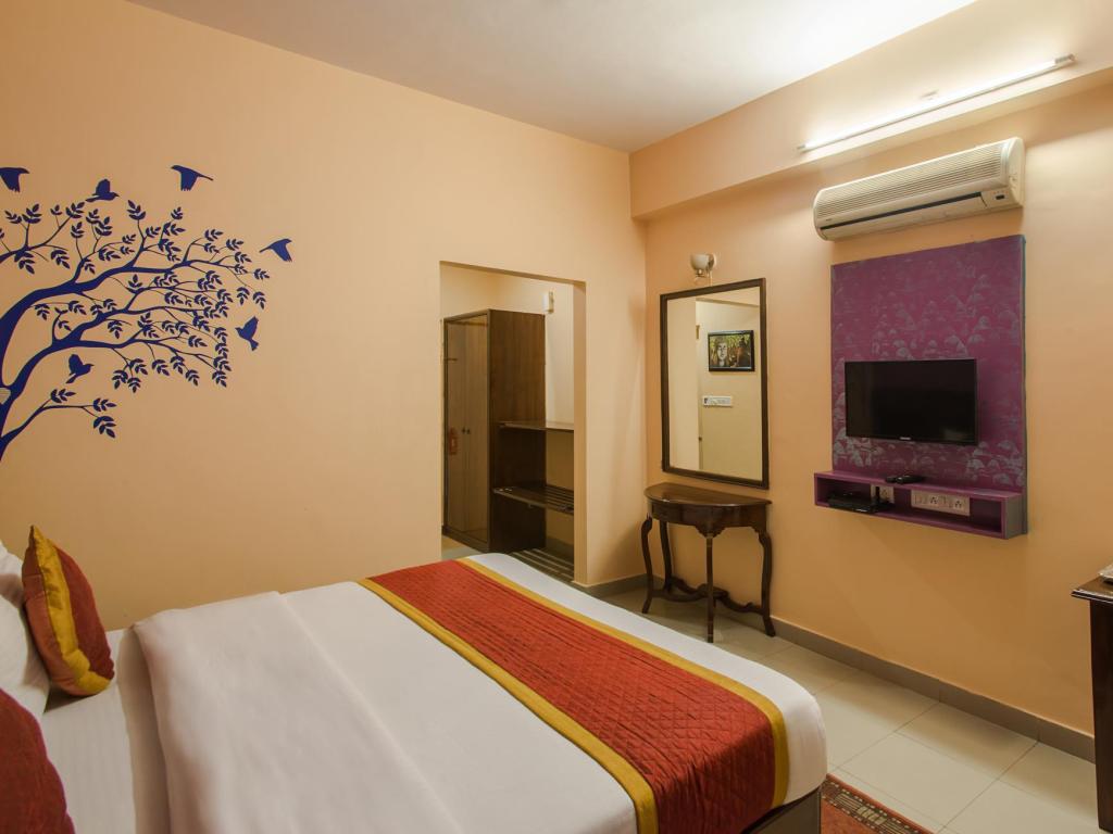 Hotel Panchsheel - Tap to explore photos