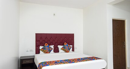 FabHotel Noronha Goaxa Inn - Nr. Calangute Beach Room Type - Deluxe Room FabHotel Noronha Goaxa Inn - Nr. Calangute Beach Room Type - Deluxe Room