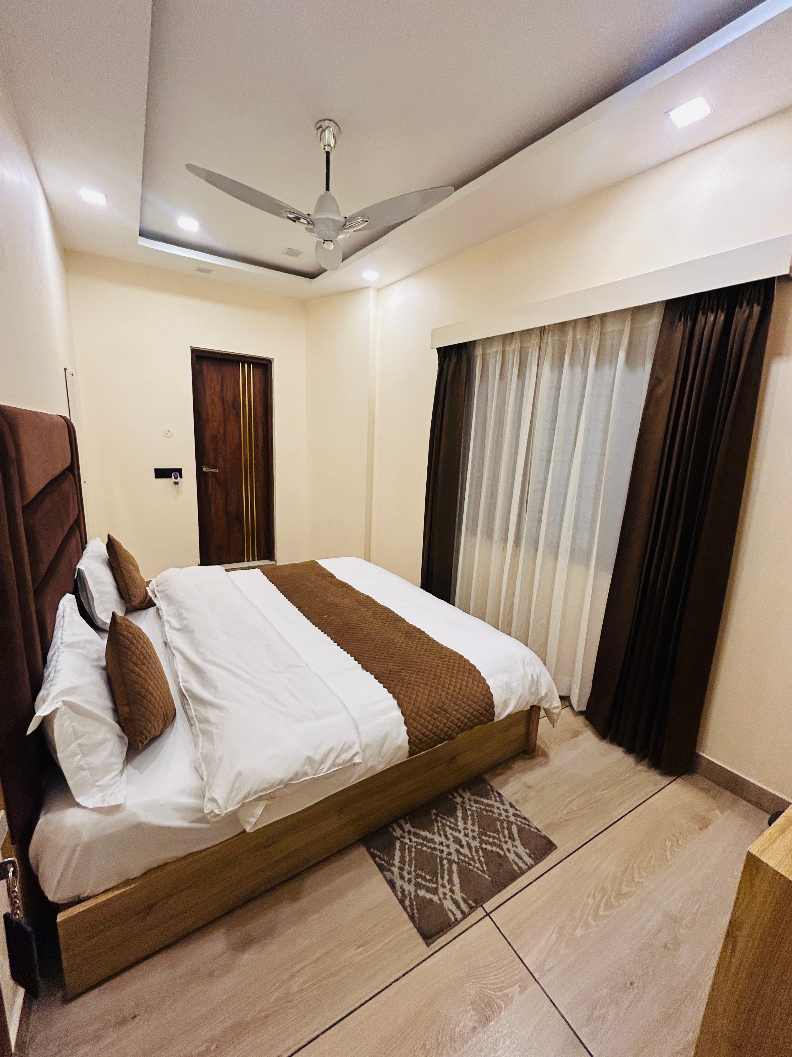 Peepal Hotel And Restaurant - Tap to explore photos