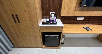 Hotel Premji,Near Railway Station Dwarka Room Type - Deluxe Room