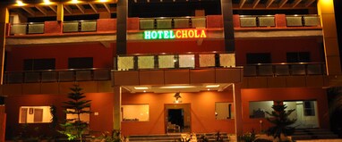 Chola Resort
