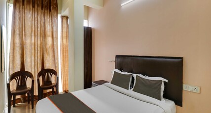 Hotel O Royal Galaxy Room Type - Classic