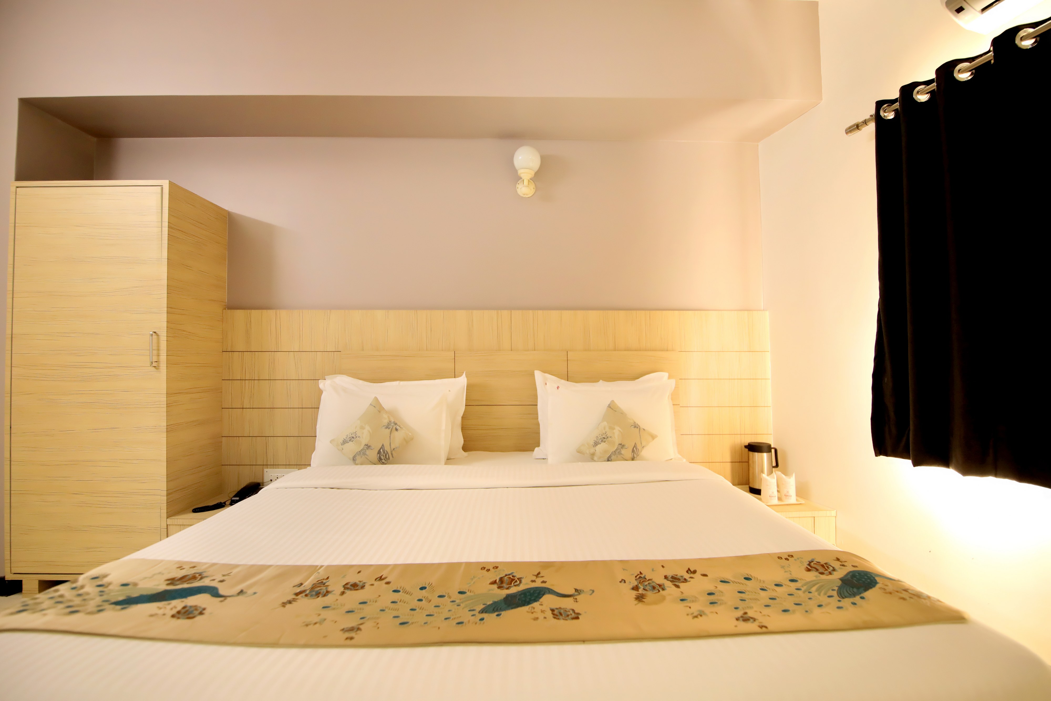 Hotel Ashish Palace - Tap to explore photos