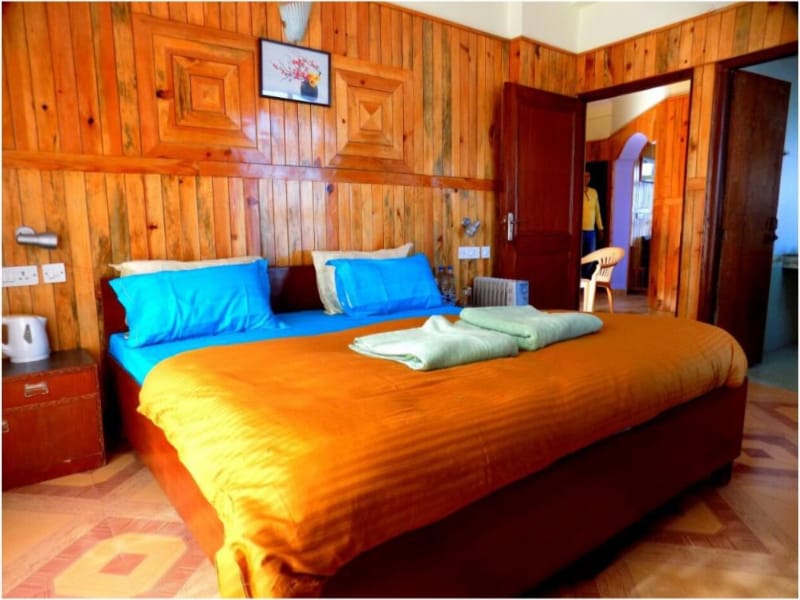 Himank - Vacation Home - Tap to explore photos