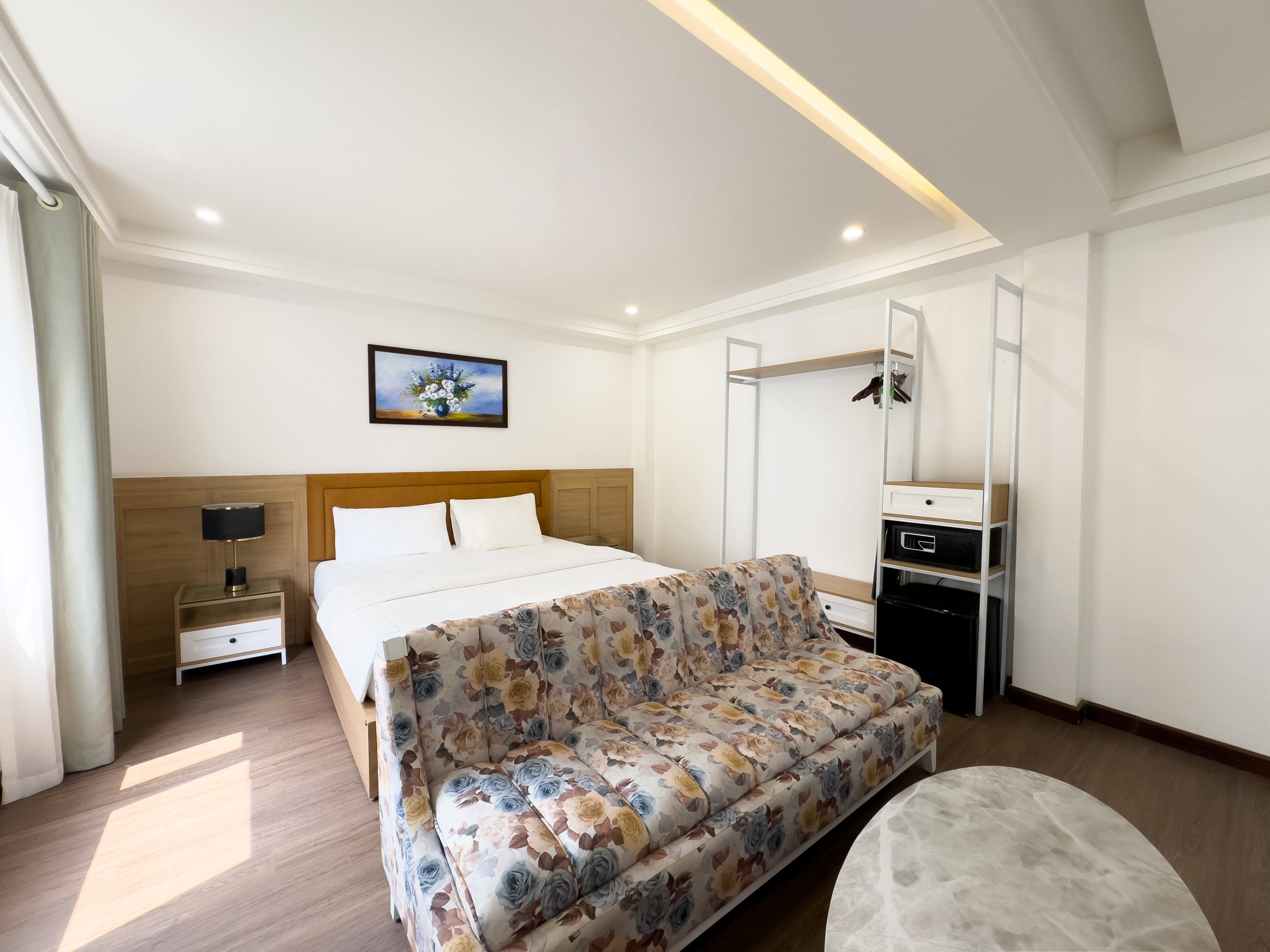 A25 Premium Hotel - 29 Thác Bạc Sapa - Tap to explore photos