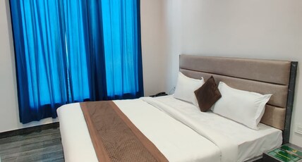 The Restu Inn Room Type - Deluxe AC room with parking & Lift