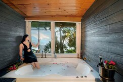 Photos of The Pelican - Cottage with private indoor Jacuzzi