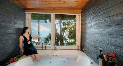 The Pelican - Cottage with private indoor Jacuzzi Room Type - The Pelican - Cottage with private indoor Jacuzzi