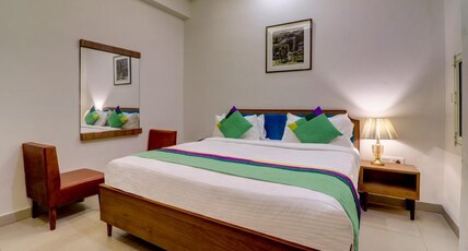 C 1Taj Nirvana Room Type - DELUXE ROOMS