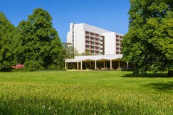 Seminaris Sunday Hotel Lneburg