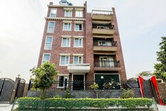 Hotel O Red Carpet Hotels