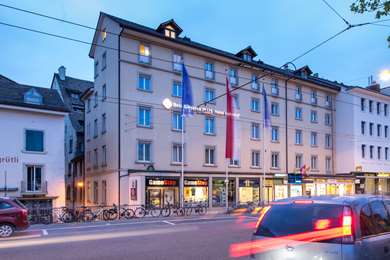 Best Western Plus Hotel Bahnhof - Tap to explore photos