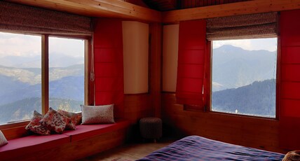 Majestic Himalayan | Rooms & Kitchen Room Type - Room with mountain view