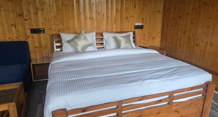 Bhaderwah Resorts Room Type - Deluxe Room