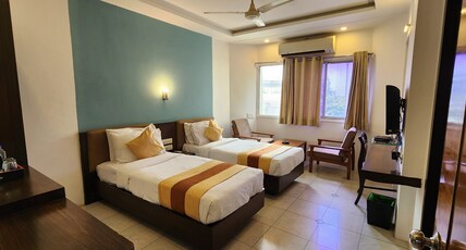 Hotel Kanak ,Ahmedabad Room Type - Deluxe Twin Bed Room Hotel Kanak ,Ahmedabad Room Type - Deluxe Twin Bed Room