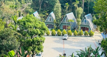 Falling Water Resort by Travent Mug Room Type - Igloo Cottage - 4