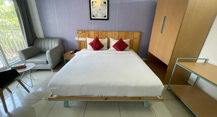 The White Orchid Luxury Apartment Room Type - AC Executive Studio Apartment with Kitchenette