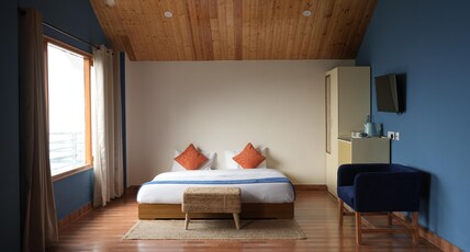 Aagaman Room Type - Valley View Room with Balcony