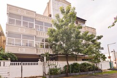 Aurovilla Service Apartment