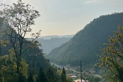 Hotel skyview and family restaurant