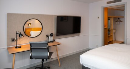 Holiday Inn Bristol-Filton Room Type - 1 Double Premium