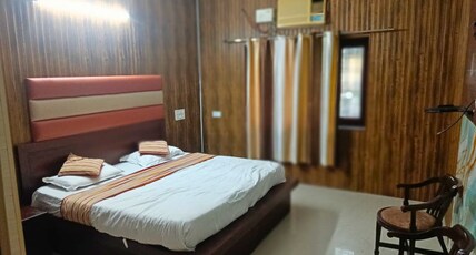 JR ROOM'S Room Type - Deluxe Double Room