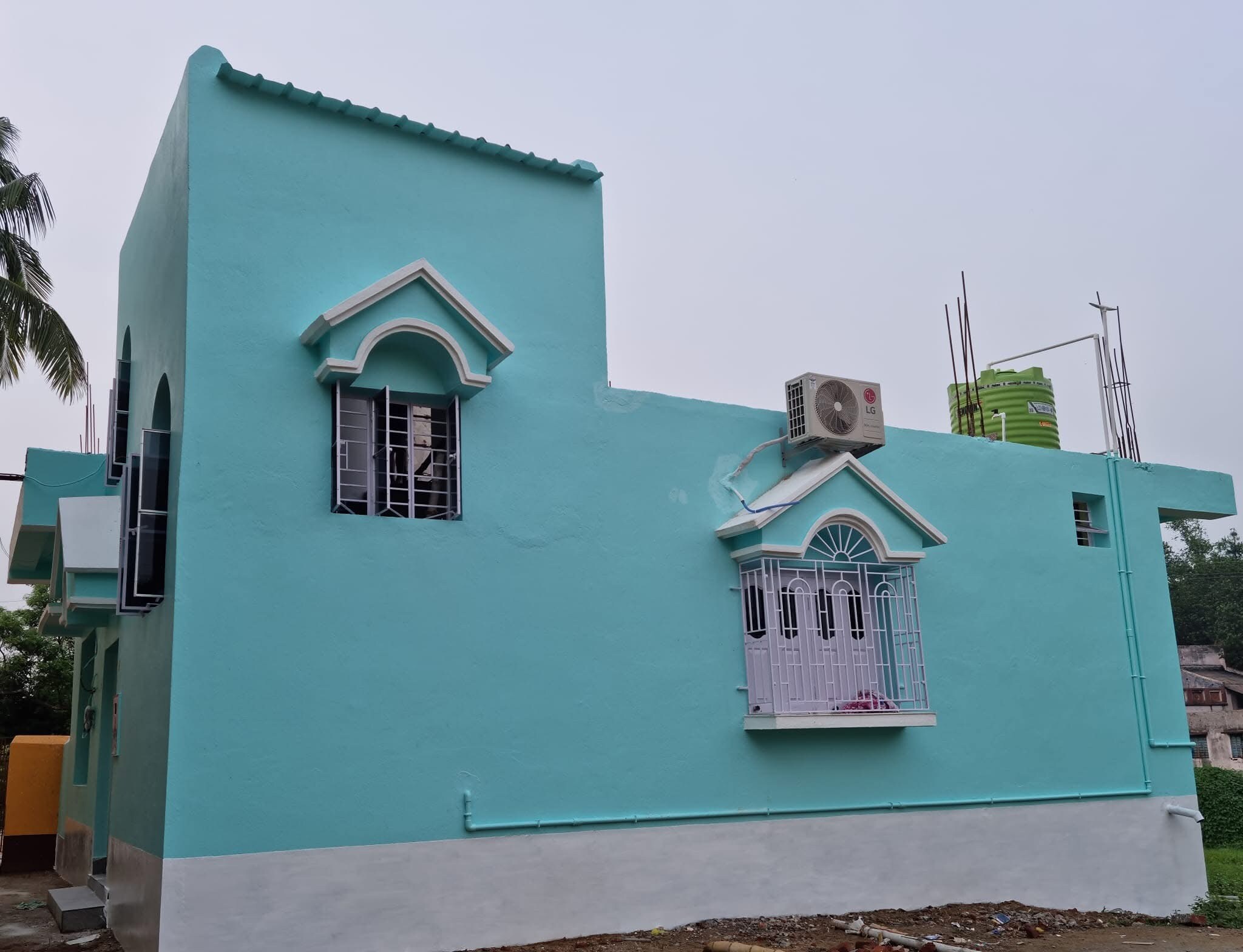 NIL NIRJANE HOME STAY - Tap to explore photos