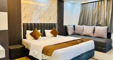 Alpine aura Studio in Rajpur Malsi Room Type - Bedroom