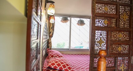 Rooftop Cabin in peaceful old Calcutta Room Type - Owl's Nest 1