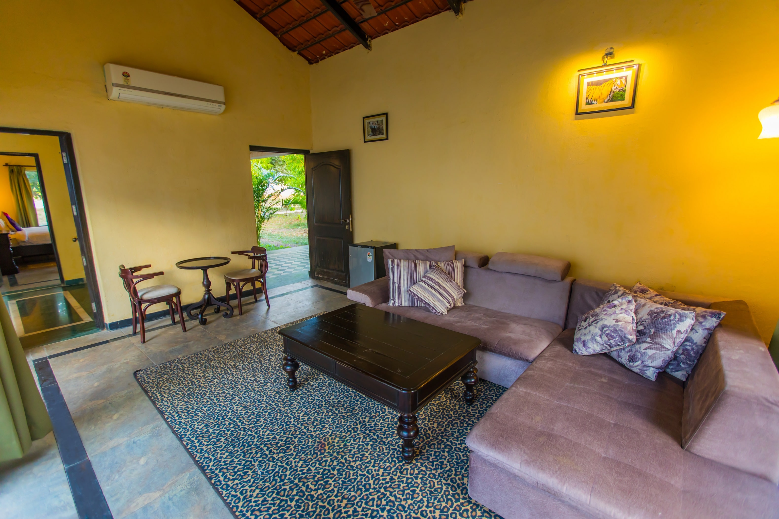 Tuli Veer Bagh Resort and Spa - Tap to explore photos