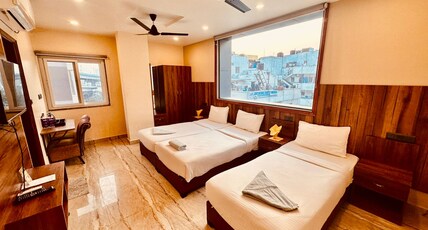 Hotel Windsor Plaza Room Type - Deluxe Triple Room