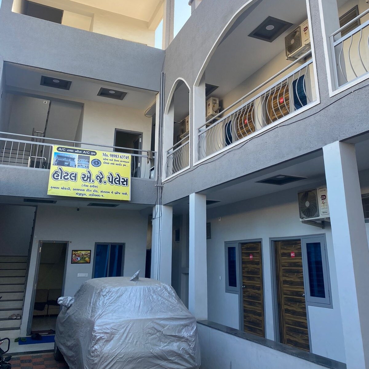 Main gallery