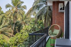 Sereno Blossom luxury 1bhk w pool near Baga