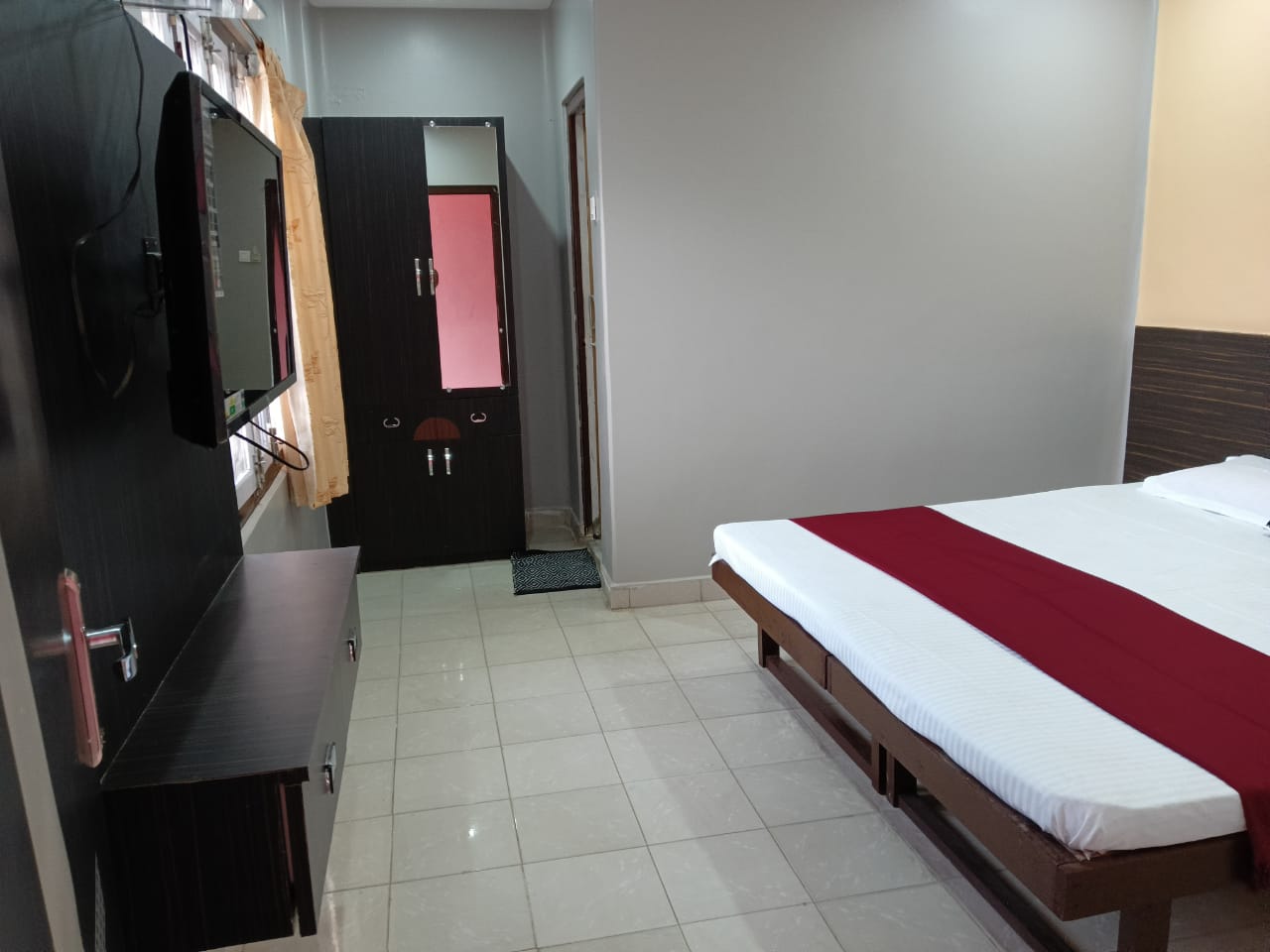 Hotel Anjali - Tap to explore photos