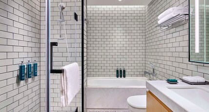 DoubleTree by Hilton Shenzhen Airport Residences Room Type - QUEEN ONE BDRM RESIDENCE