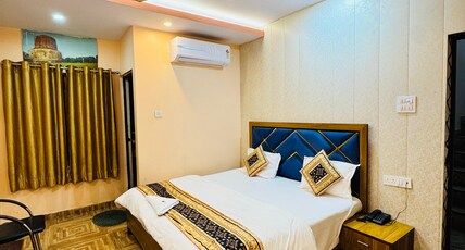 Assi River Guest House Room Type - Family Four Bed AC Room