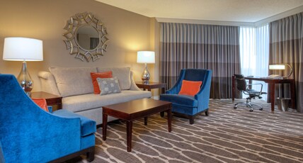 Hilton Houston Westchase Room Type - 1 KING BED 1 BEDROOM SUITE