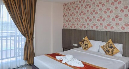 Bellevue Ocean Patong Room Type - Deluxe Double Room with Balcony Bellevue Ocean Patong Room Type - Deluxe Double Room with Balcony