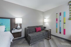 Hampton Inn Tampa-Veterans Expressway