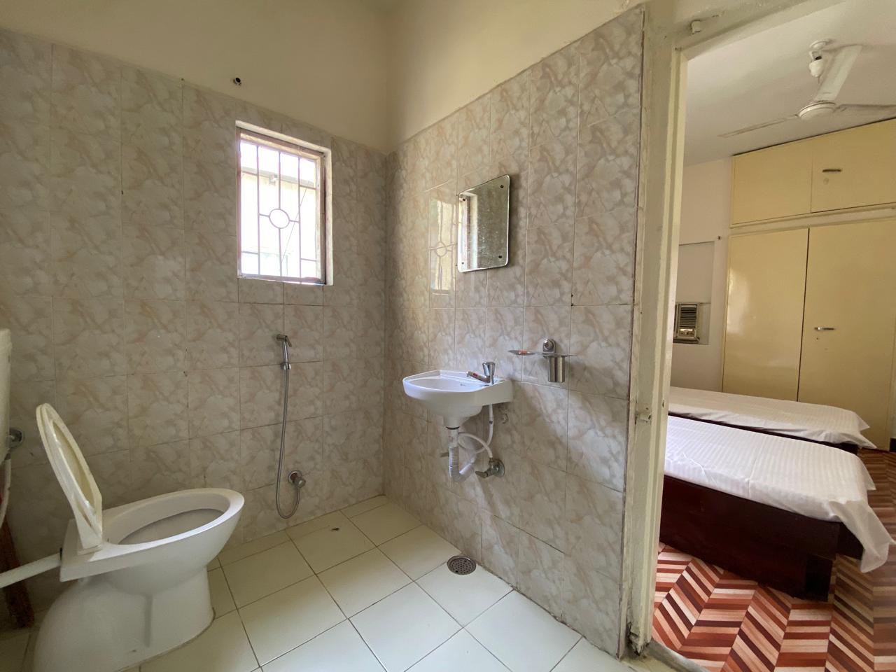 Sunshine Villa - Tap to explore photos