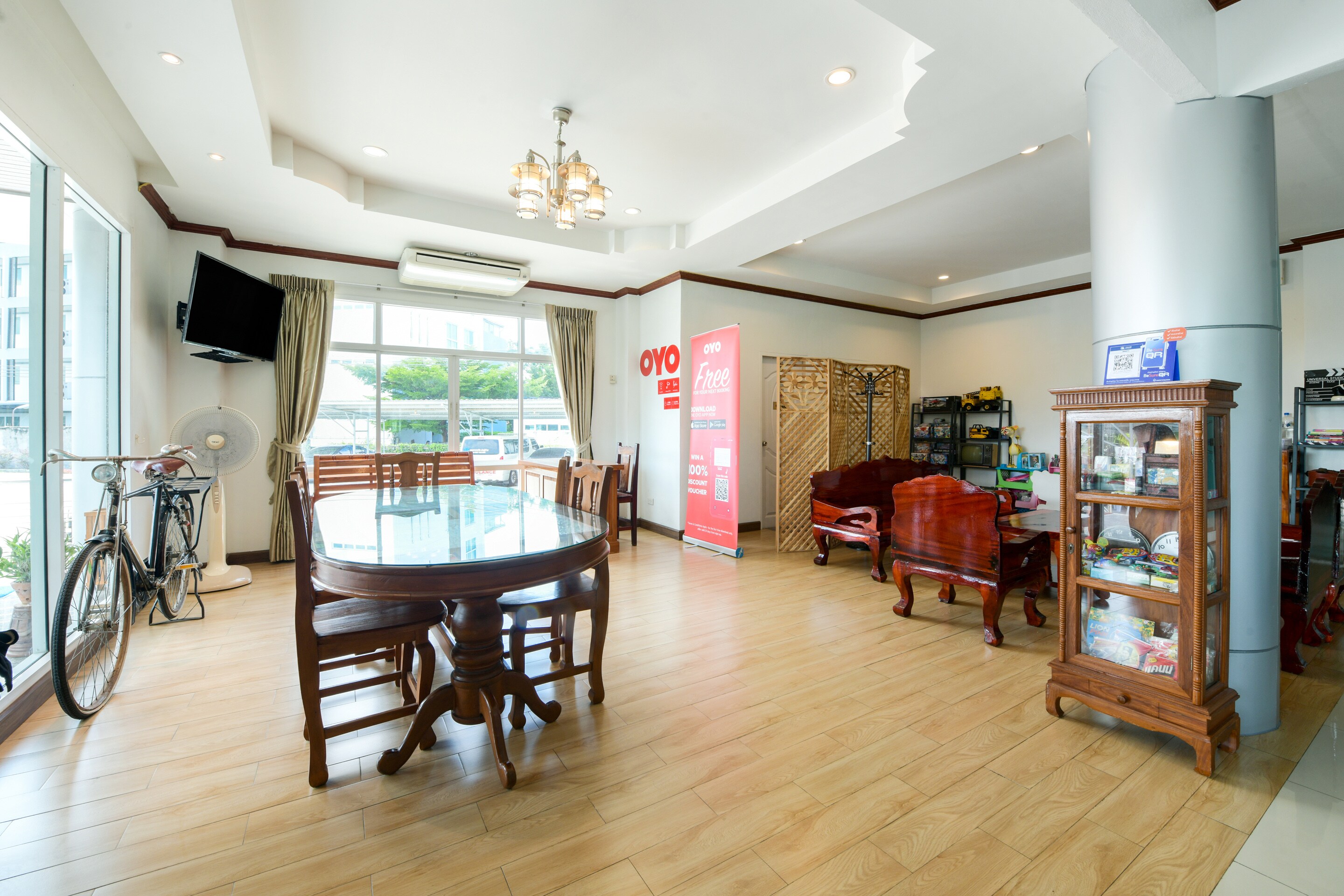 Main gallery