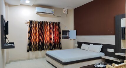 SRI GANPATI PALACE Room Type - Non AC Standard