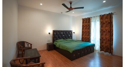 Vale of Kashmir Homestay Room Type - Wooden Room